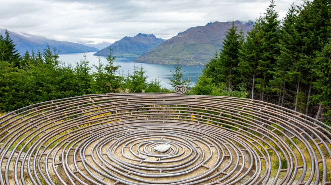 Queenstown Hill Walkway Trail Guide