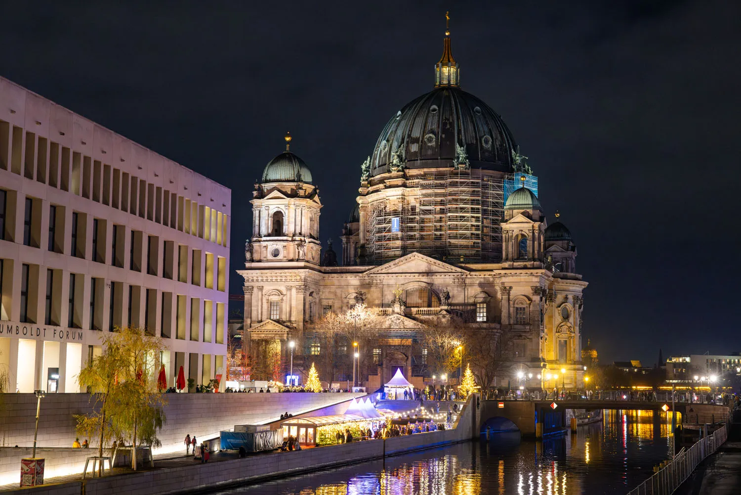Berlin Cathedral and Market